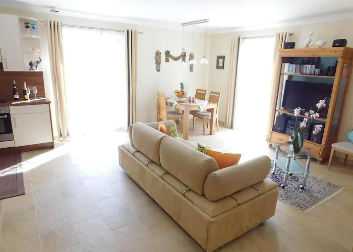 Апартаменты Ferienwohnung-am-rosengarten *